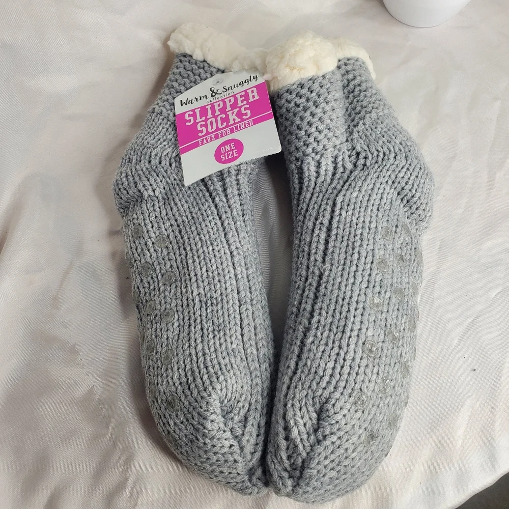 ☆☆ Faux Sherpa Gray Knit Slipper Socks One Size NWT